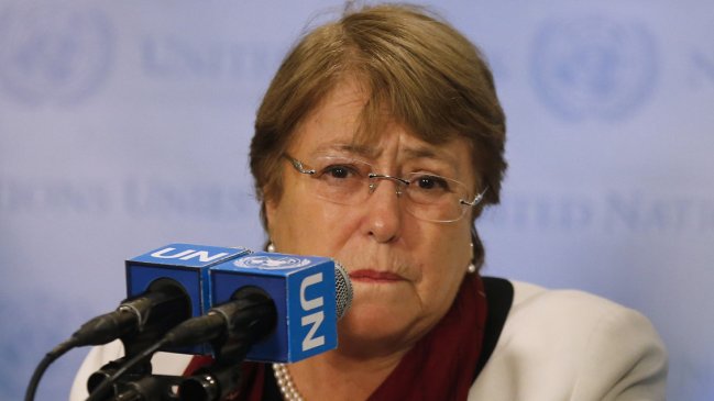 UDI emplazó a Bachelet a 