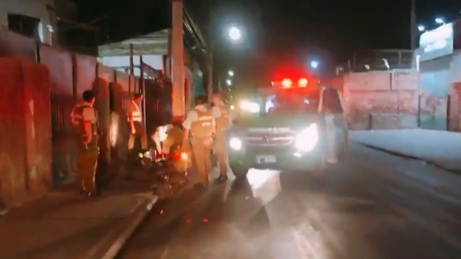 Persecución policial terminó con dos detenidos en Recoleta por evadir fiscalización