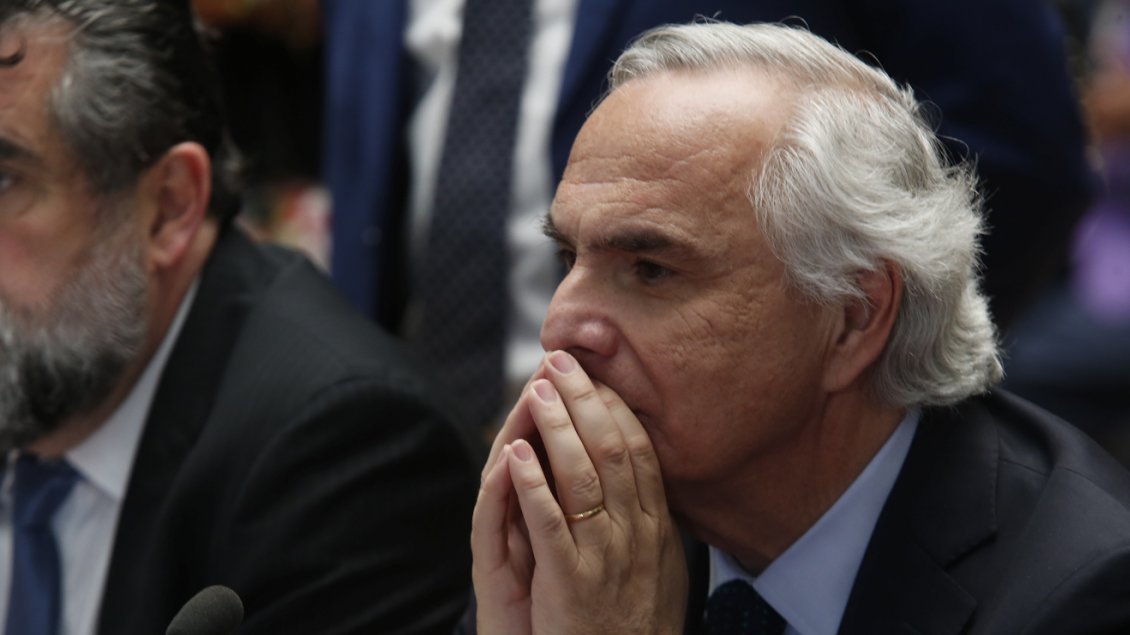 Desde el Frente Amplio al PRO: bancadas exigen renuncia de Chadwick