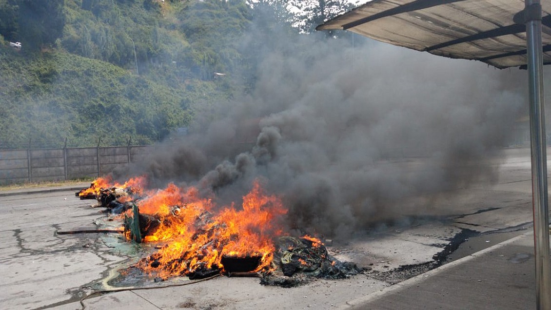 Talcahuano: Pescadores artesanales de jibia lanzan advertencia al Gobierno con barricadas