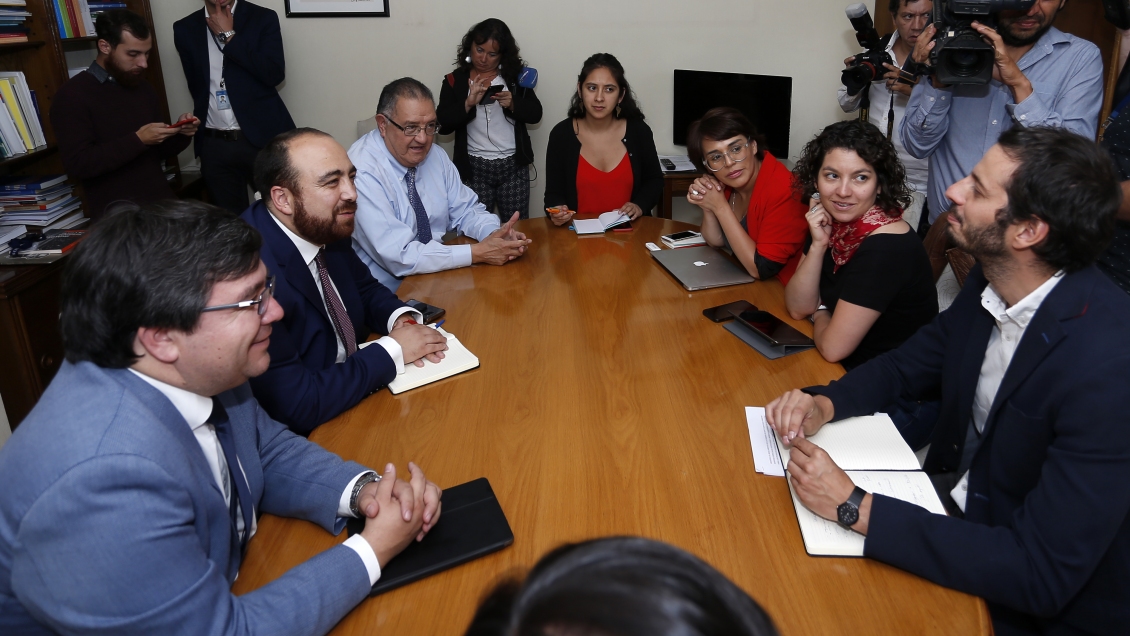 El primer acercamiento entre la DC y dirigentes del Frente Amplio