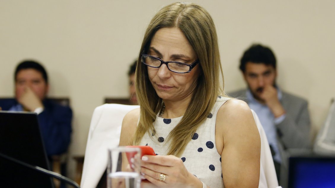 Ministerio de la Mujer simplificó teléfono de orientación contra la violencia