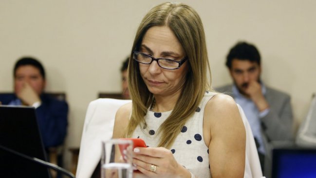 Ministerio de la Mujer simplificó teléfono de orientación contra la violencia