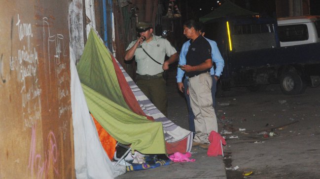 Fiscalizan microbasurales y ruqueros en céntrica calle de Iquique