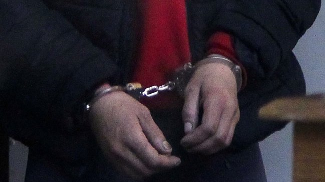 Prisión preventiva para mujer que apuñaló a una joven en Santiago Centro