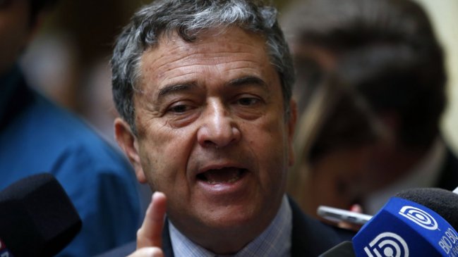 Senador UDI y sondeo presidencial de Cadem: La encuesta no tiene una 