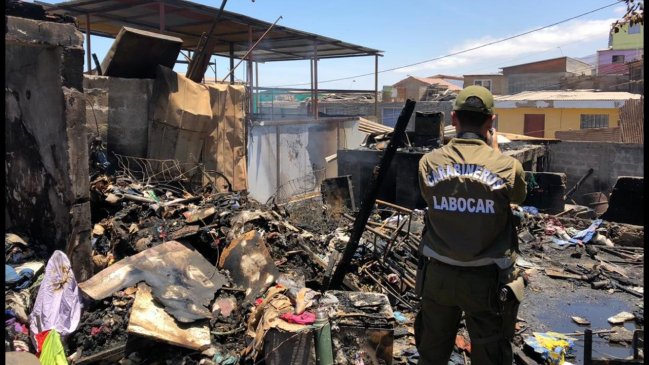 Detuvieron a dos mujeres acusadas de provocar incendio que dejó 18 damnificados