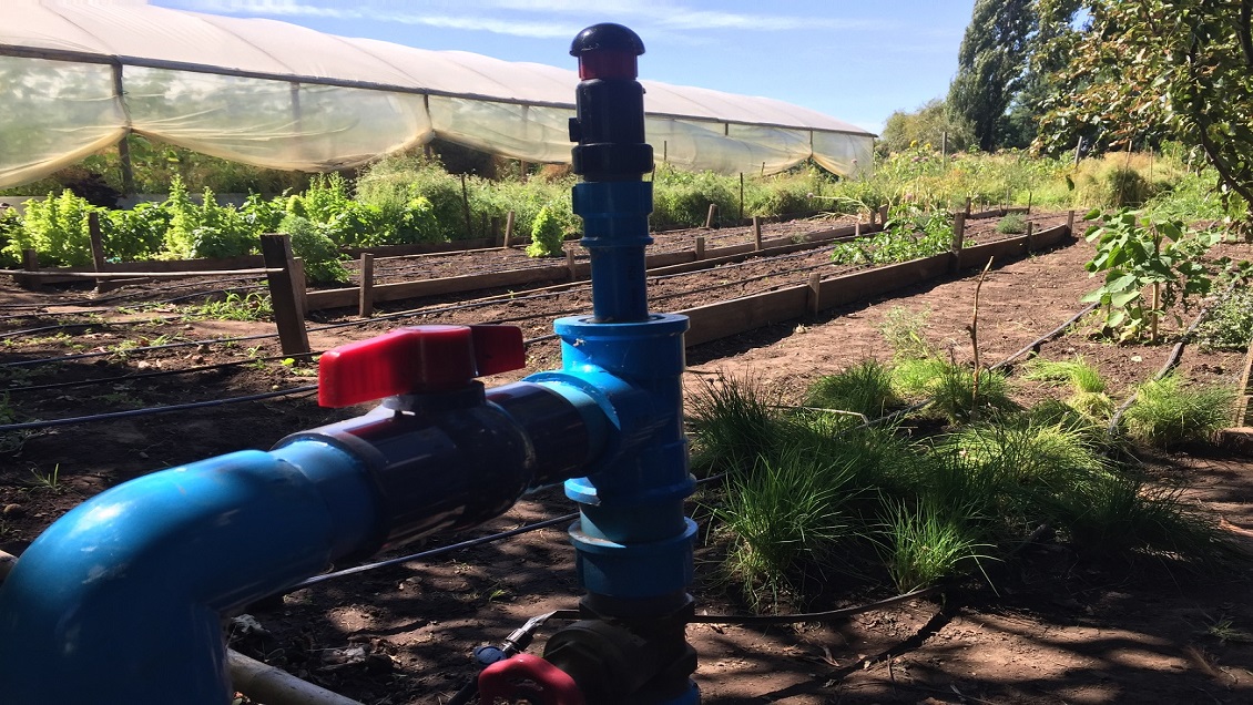Agricultores del Biobío recibieron bonos de riego para enfrentar la sequía