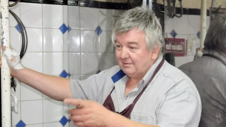 A carnicero lo intentaron asaltar con cuchillos de mesa: Es una falta de respeto