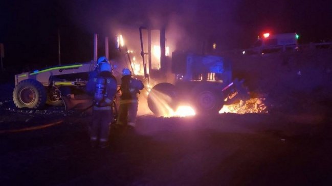 Incendio de máquina agrícola movilizó a Bomberos en Temuco