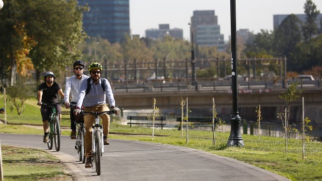 Ciclistas alcanzan velocidad máxima similar a la fijada para los automovilistas