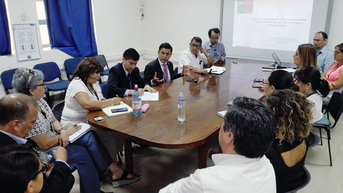 Conforman mesa técnica para prevenir agresiones a trabajadores de la red asistencial de Arica
