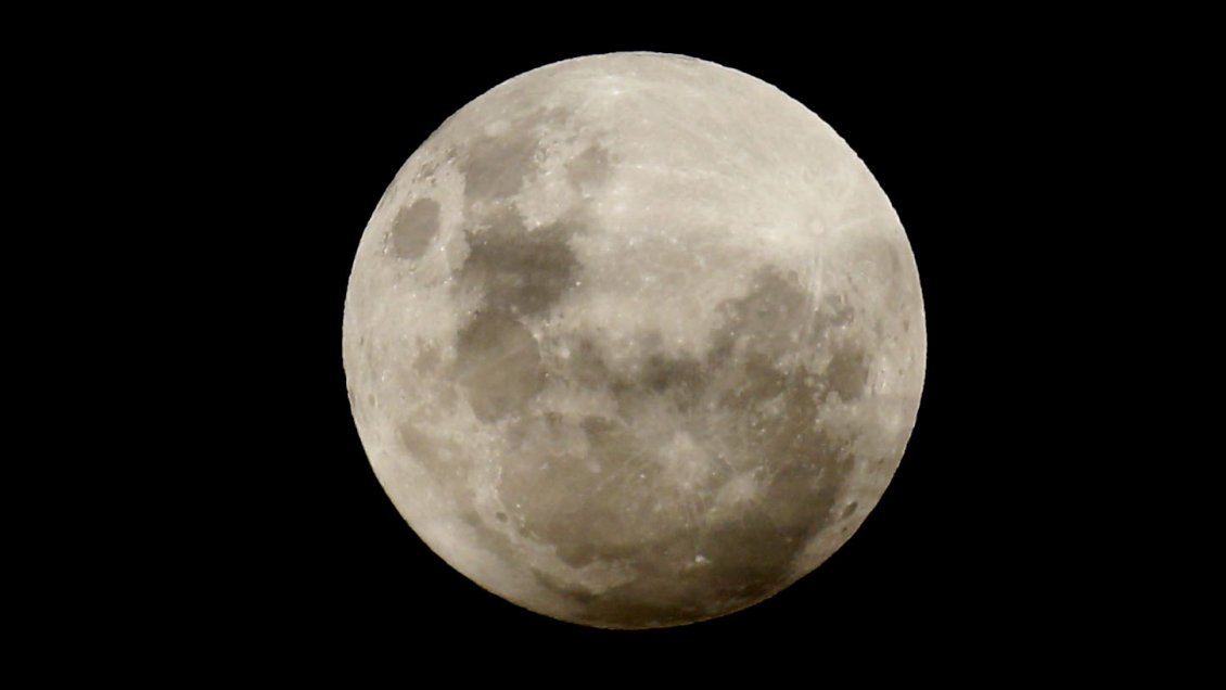 Asteroides que chocan la Luna y la Tierra se han triplicado desde era de los dinosaurios