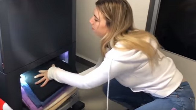 Así es Foldimate, el robot que plancha, dobla y perfuma la ropa en segundos