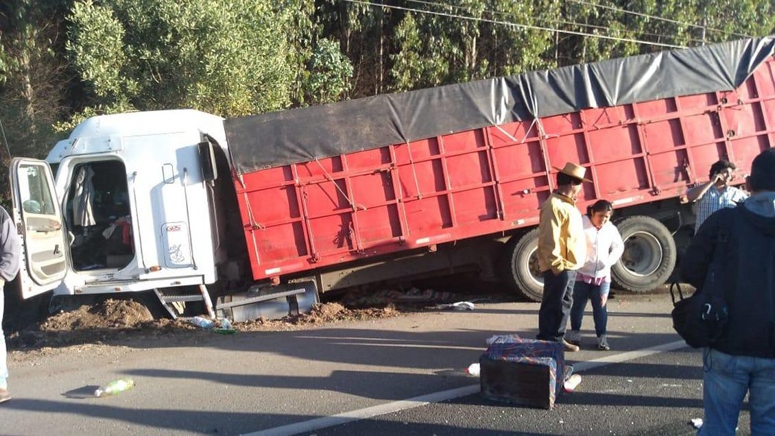 Choque múltiple dejó tres fallecidos en la Región de Los Ríos
