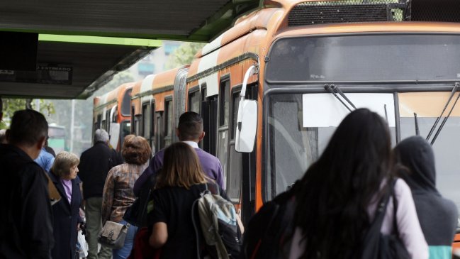 Transantiago estrena cinco recorridos de acercamiento a la Línea 3 del Metro