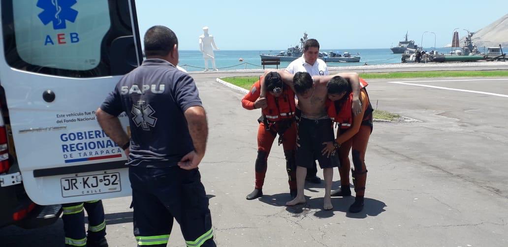 Joven fue rescatado por Armada: Casi se ahogó por bañarse en playa no apta