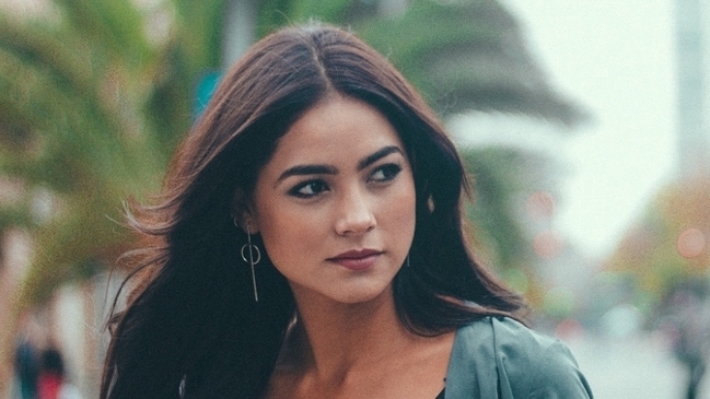 Camila Recabarren escribirá un libro: 