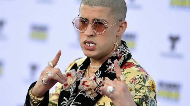 Bad Bunny encabezará versión francesa de Lollapalooza