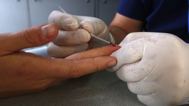 ¿Dónde se toman test rápidos de VIH en la Región Metropolitana durante el verano?