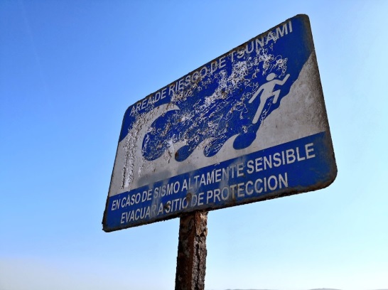 Deterioro y falta de señaléticas de tsunami preocupa a autoridades de Arica
