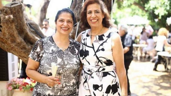 Hombre es acusado de asesinar a su madre y su tía y enterrar los cuerpos en su casa