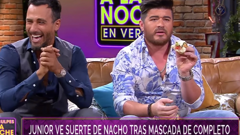 Junior Playboy le vio la suerte a Nacho Gutiérrez en un completo y provocó incomodidad