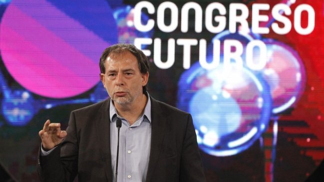Guido Girardi quiere expandir el Congreso Futuro a nivel planetario