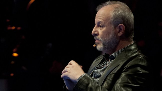  Timonel UDI: Feliz llevaría a Alberto Plaza de candidato  