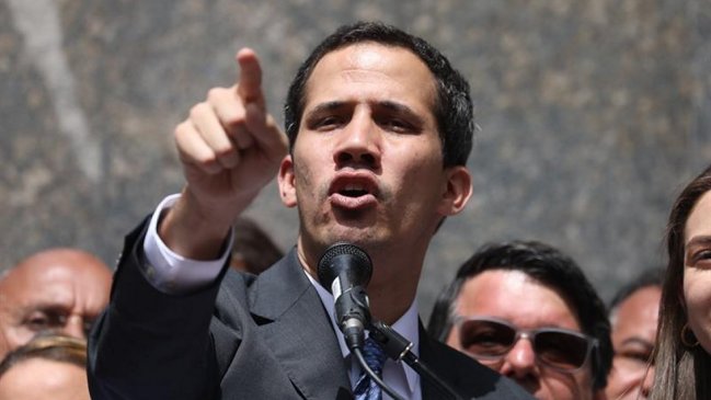 Fiscalía de Venezuela inicia arremetida legal contra Juan Guaidó