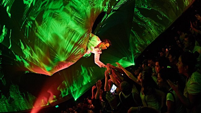 Fuerza Bruta agendó una serie de presentaciones en Chile con su nuevo espectáculo