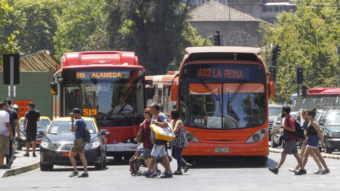 Gobierno presentará propuesta para frenar alzas en el Transantiago
