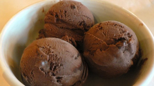 Helados con caca: Seremi de Salud del Biobío cursó 35 sumarios a heladerías