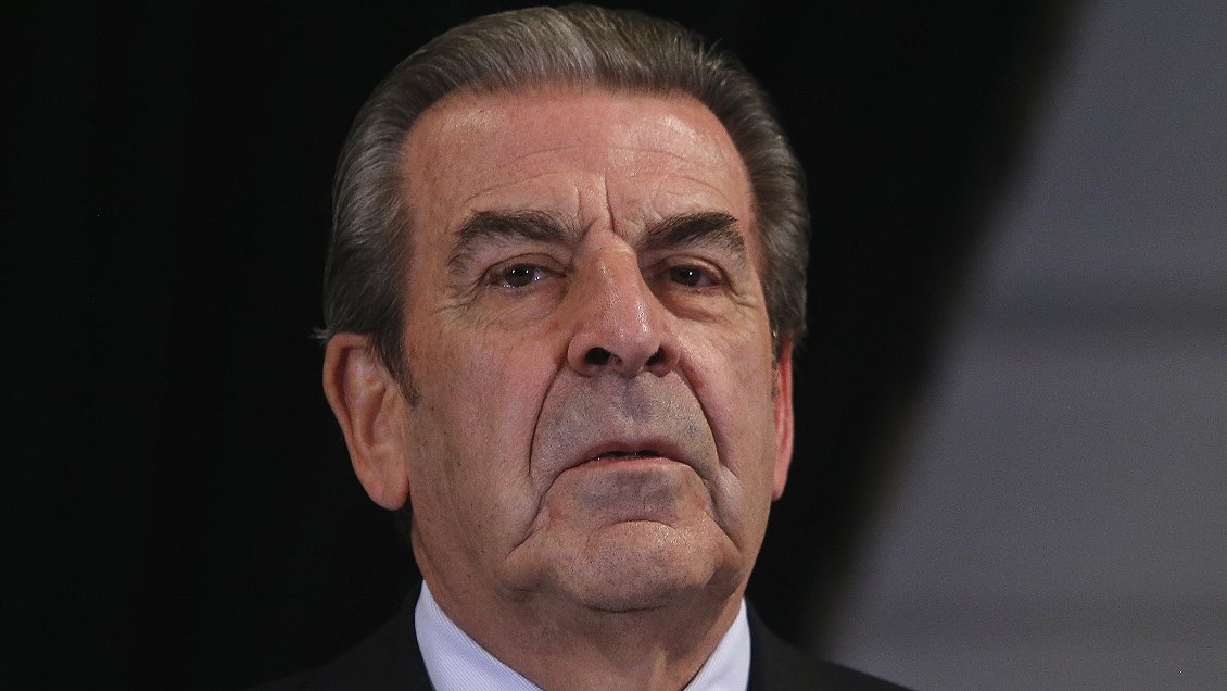 Frei Ruiz-Tagle: El fallo abre la puerta para investigar a la PUC y al Ejército