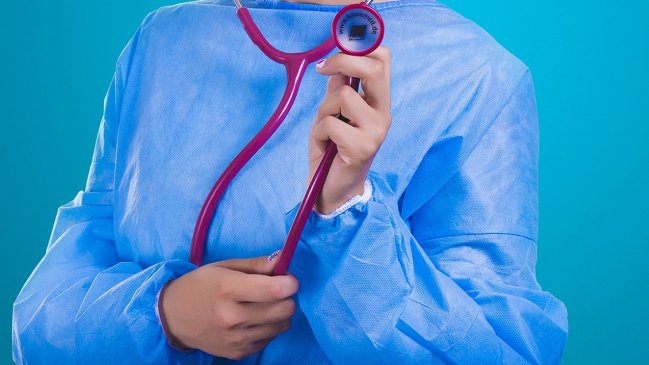  Médica perdió licencia por tener sexo con paciente  