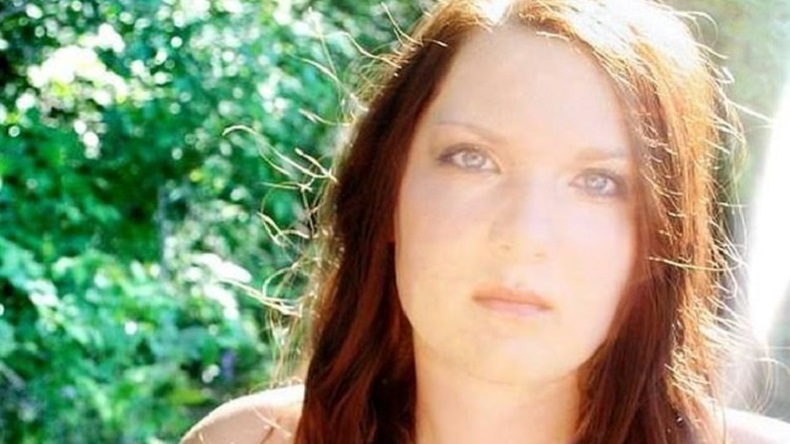 Estudiante denunció a su profesora por mandarle fotos desnuda