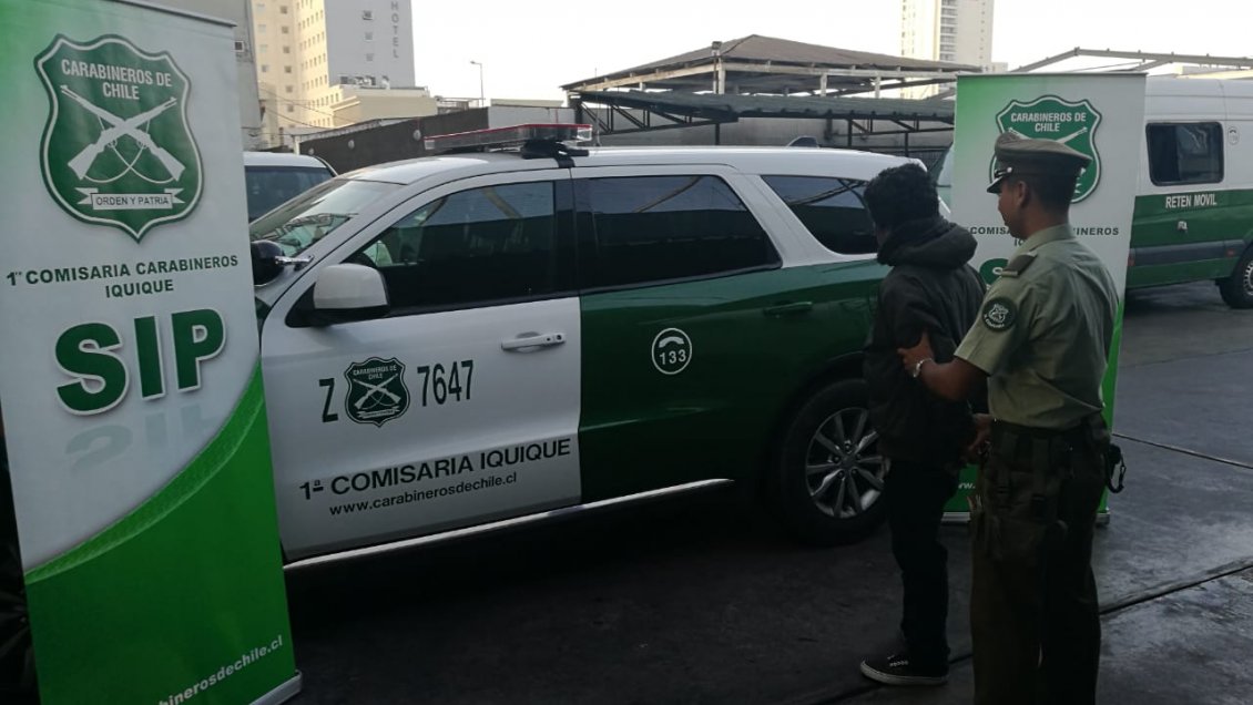 Asalto terminó con un menor herido en el centro de Iquique