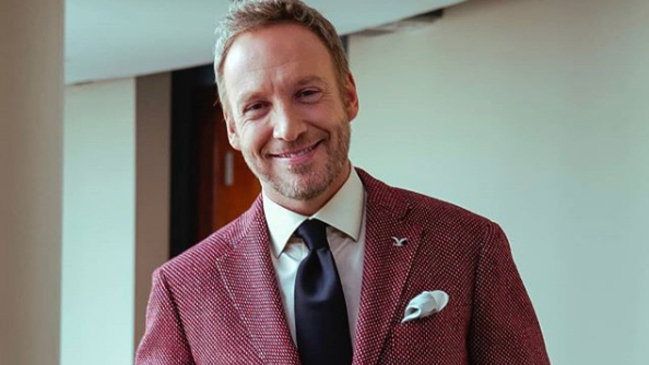 Padre de Felipe Camiroaga le entregó su apoyo a Martín Cárcamo