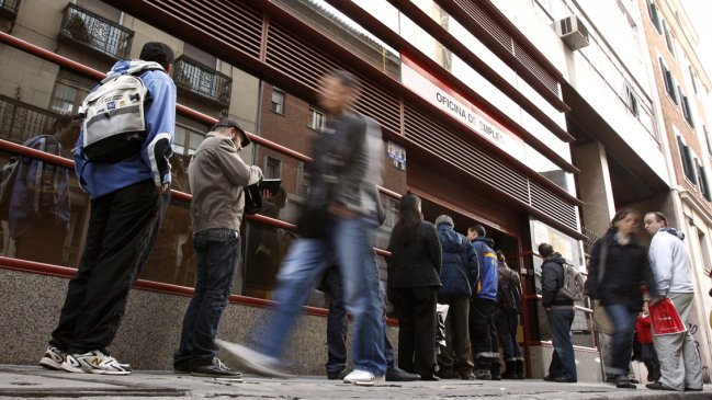 España registra su mayor desempleo en cinco años