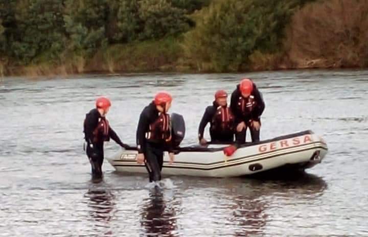 Hombre está desaparecido tras un fallido piquero en las aguas del Río Itata