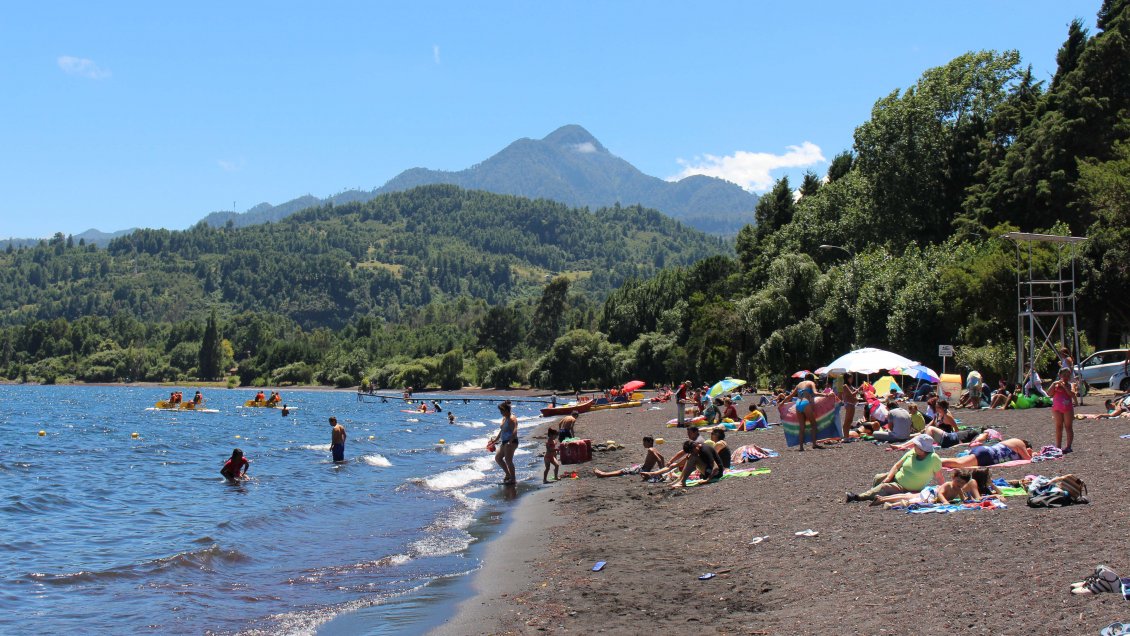 Hombre de 65 años falleció tras ahogarse en la playa de Coñaripe