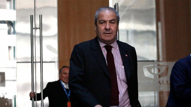 Presidente Piñera evitó referirse a Luis Castillo tras fallo del caso Frei