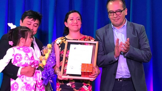 Concejo municipal de Puerto Montt premió a hija e hijo ilustre de la ciudad