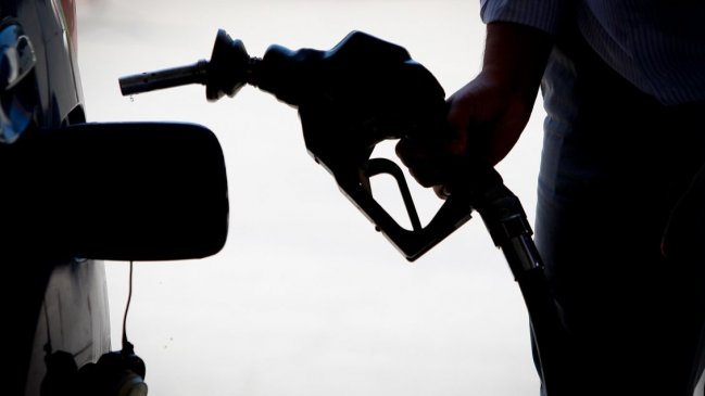 Ministerio de Hacienda confirmó que baja en las bencinas continuará hasta marzo