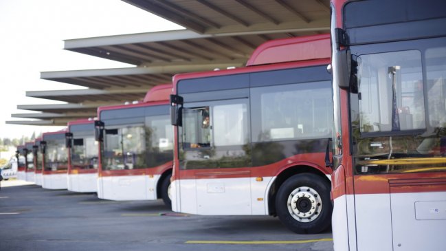 Este sábado se suman nuevos buses ecológicos al Transantiago