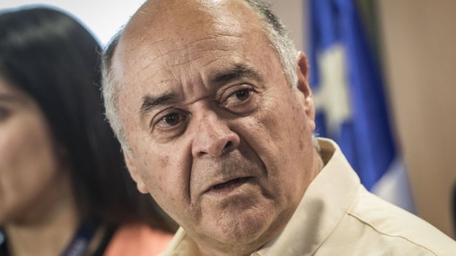 Intendente Ulloa se desmarcó de Ubilla: No tengo certeza de participación mapuche en los incendios