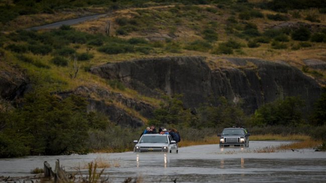 Intendente de Magallanes y alerta roja en Torres del Paine: 