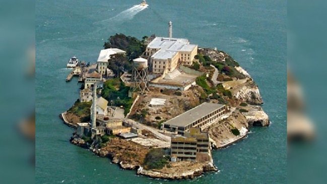 AMLO anunció el cierre del Alcatraz mexicano