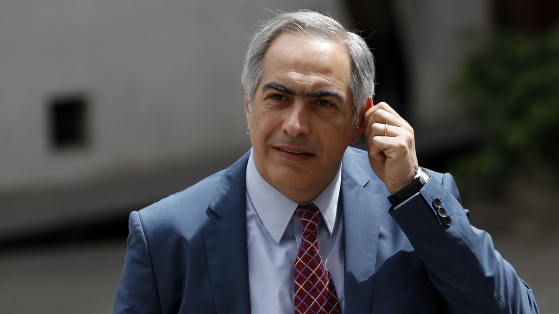 Chahuán rechazó críticas al viaje de Piñera: 