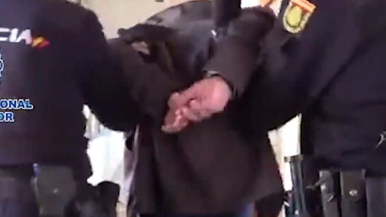 Joven asesinó a su mamá, la descuartizó y se comió parte de ella